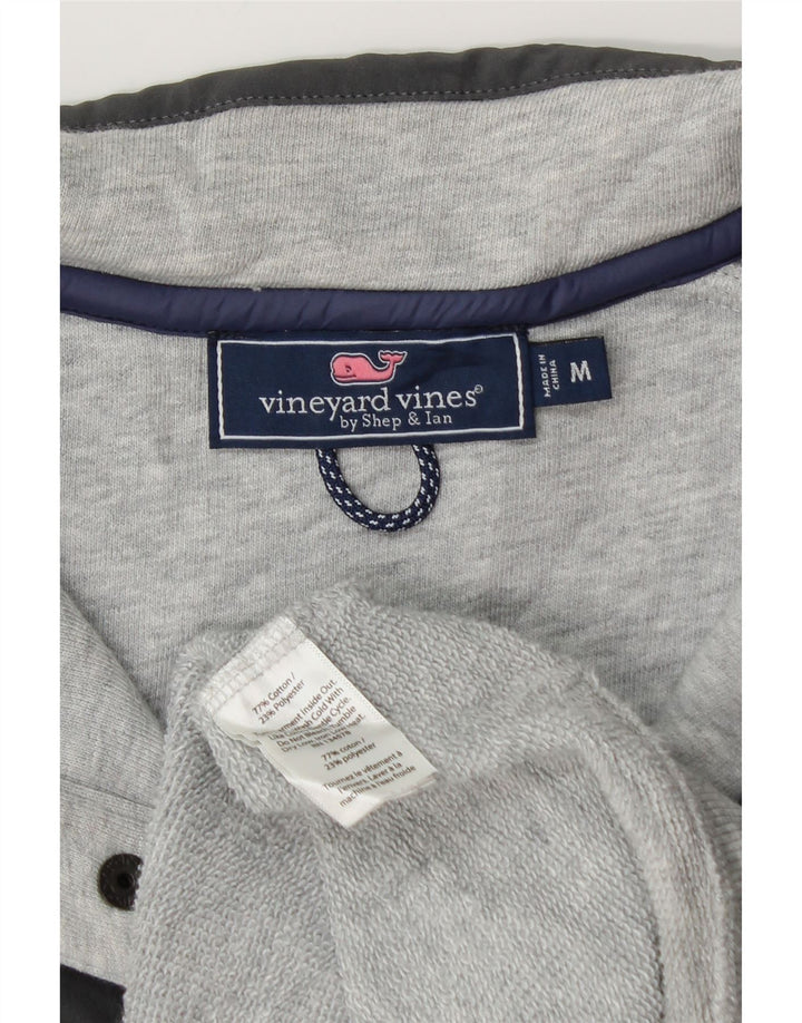 VINEYARD VINES Sudadera holgada para hombre con diseño color block en gris medio