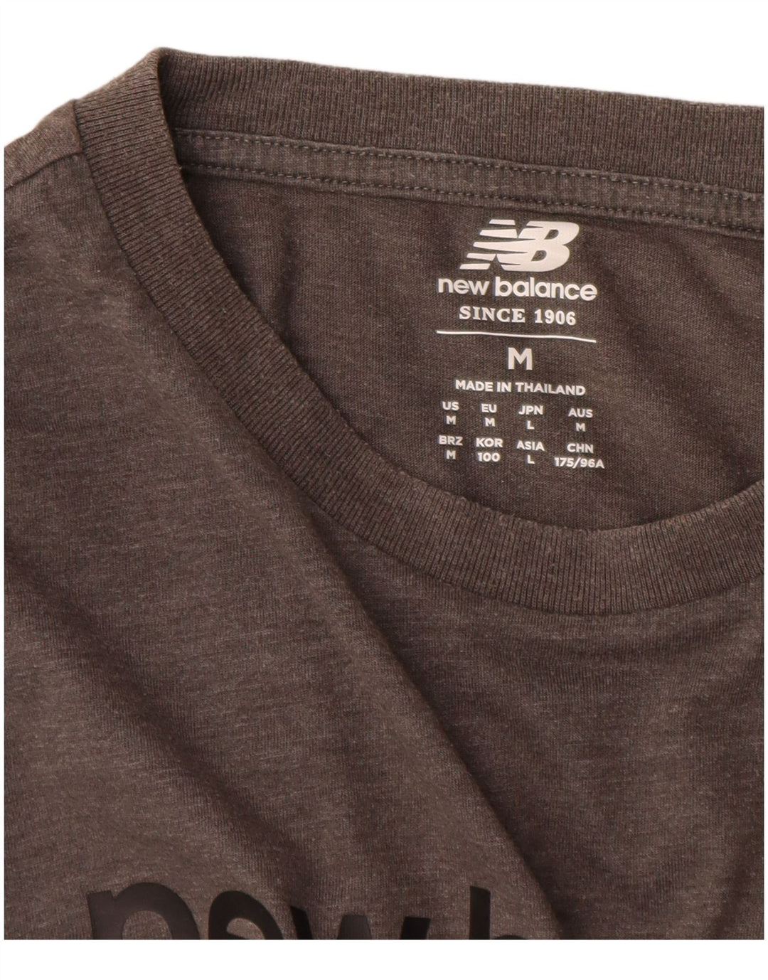 New Balance Hombre Camiseta Gráfica Top Gris Medio