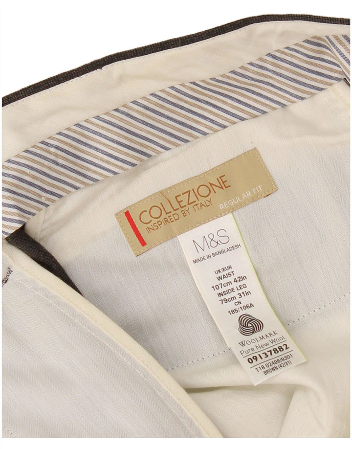 Marks & Spencer Pantalones casuales de corte regular para hombre W42 L31 Lana negra