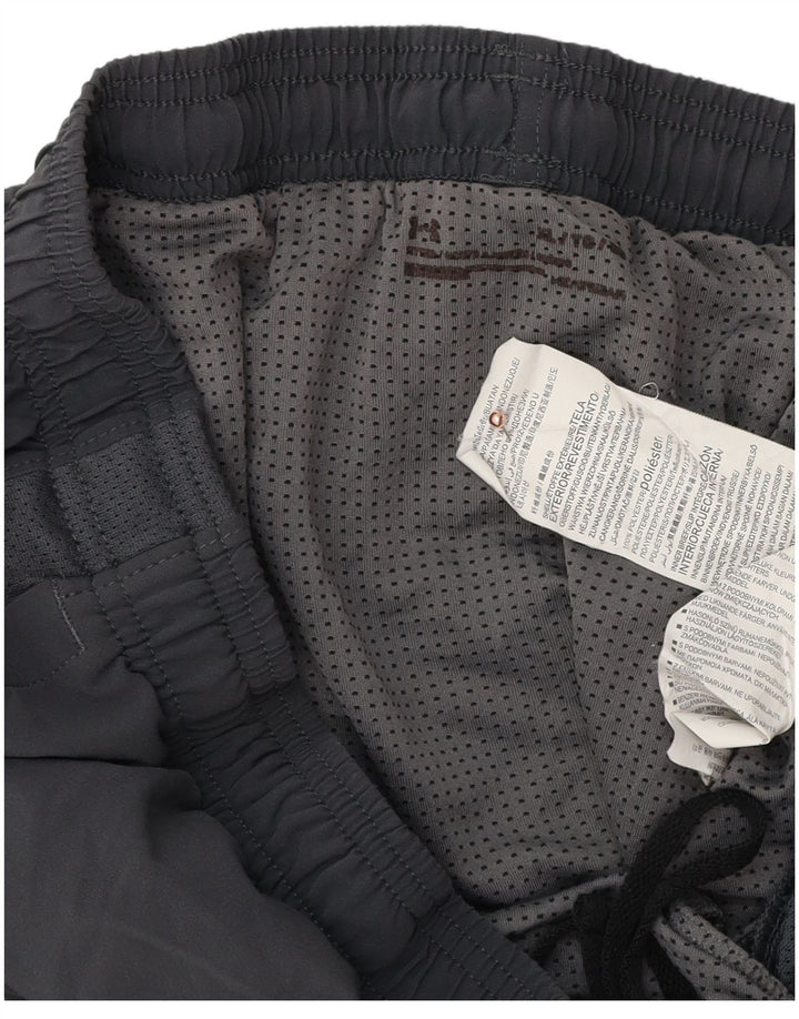 Under Armour Pantalones cortos deportivos para hombre XL Gris Poliéster