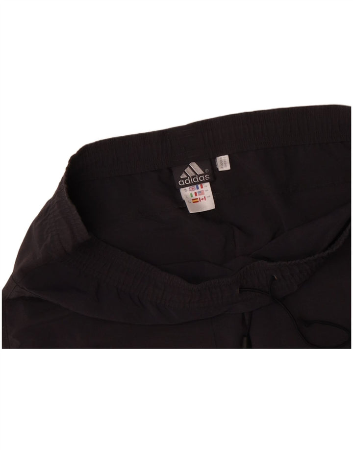 Bermudas Deportivas ADIDAS Hombre Gris Medio Poliamida
