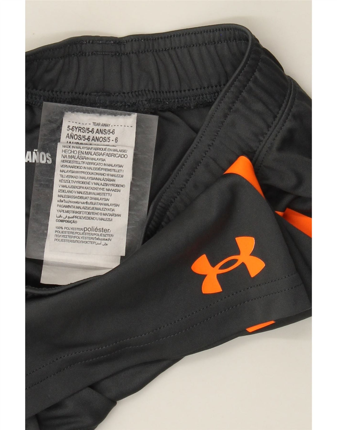 Under Armour Pantalones cortos deportivos para niño 5-6 años Gris Poliéster