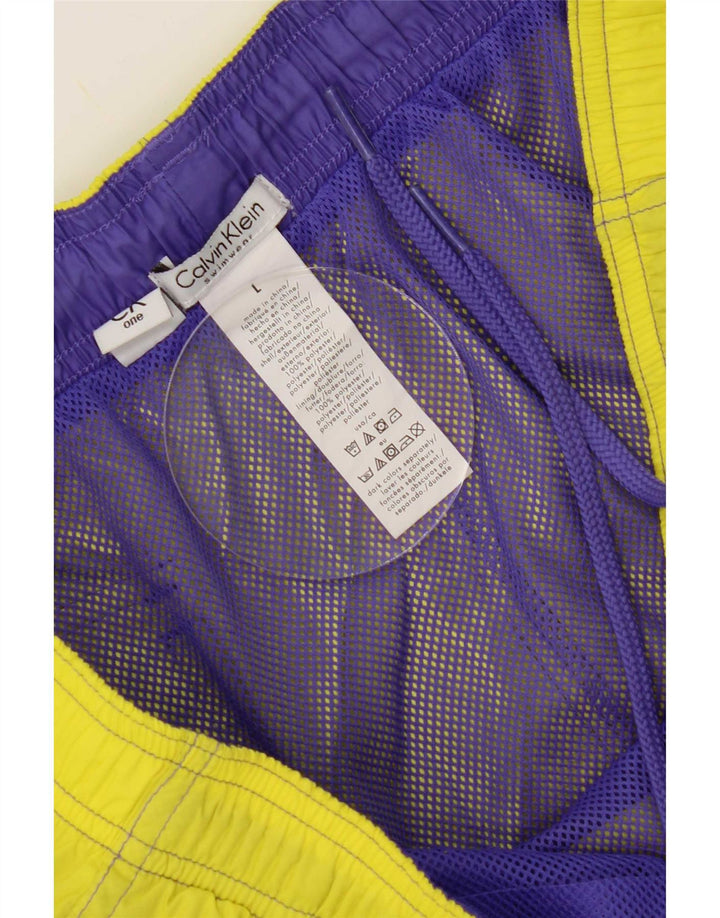 Calvin Klein Bañador con gráfico para hombre, poliéster amarillo grande