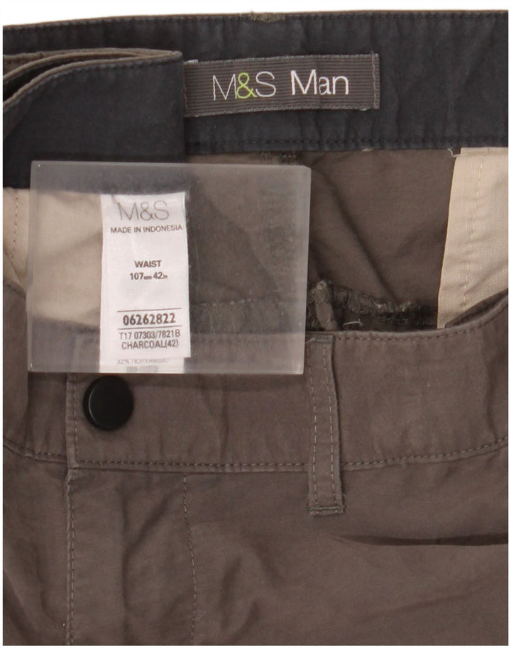 Marks & Spencer Pantalones cortos tipo cargo para hombre W42 2XL Algodón gris