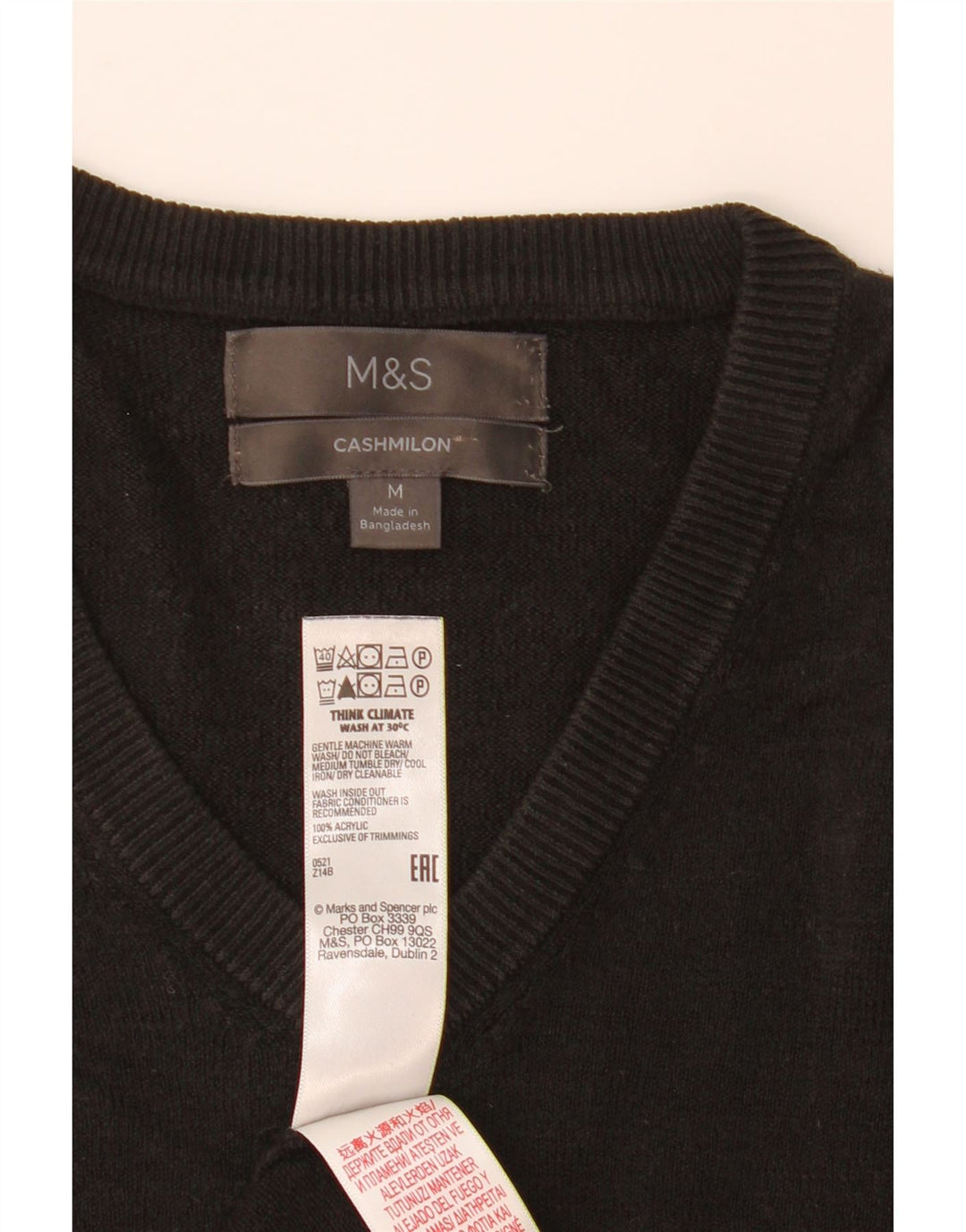 Marks & Spencer Suéter con cuello en V para hombre Acrílico negro mediano