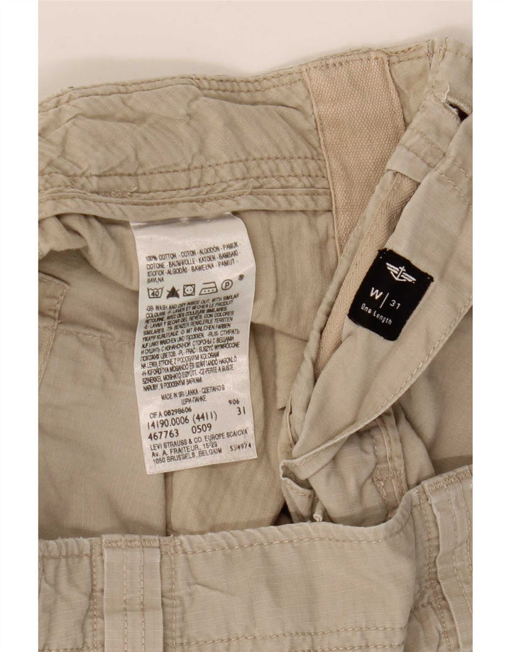 Dockers Pantalones cortos cargo de ajuste cómodo para hombre W31 Algodón beige medio