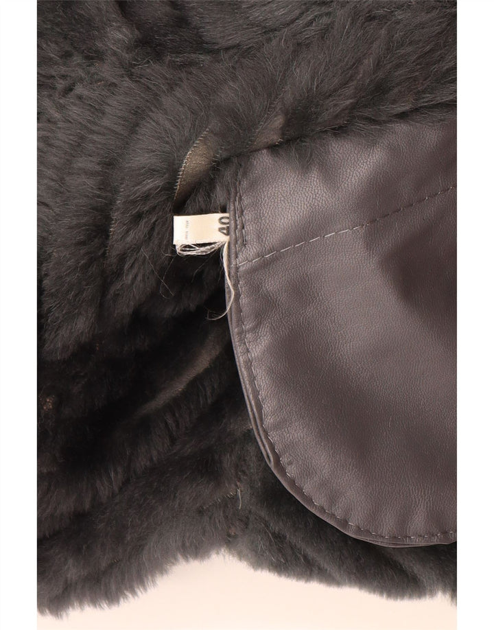 VINTAGE Mujer Sherpa Longline Gilet EU 40 Cuero a rayas gris medio