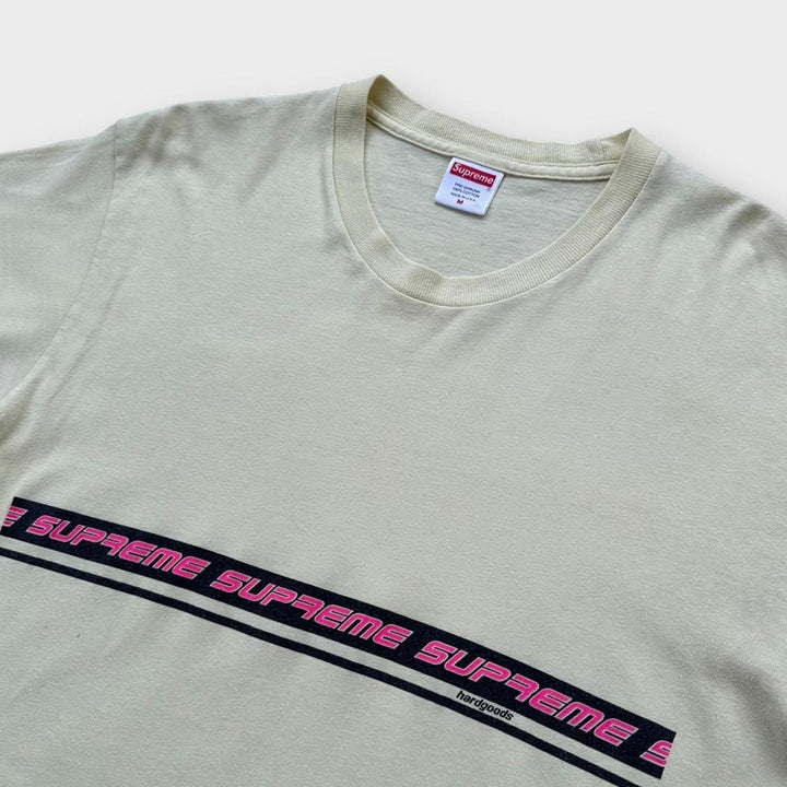 Camiseta con texto en inglés "Supreme Hard Goods" - Mediana