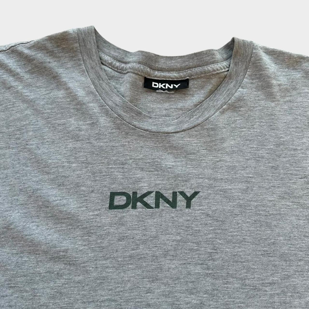 Camiseta con letras DKNY - XL