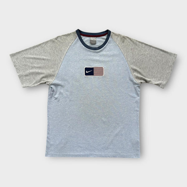 Camiseta con bandera Y2K Nike USA - grande (se adapta como una XL)