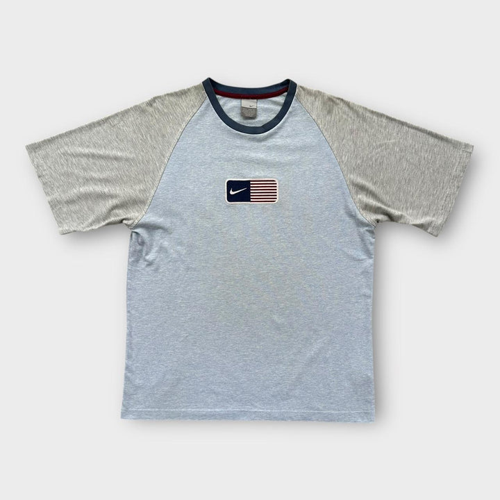 Camiseta con bandera Y2K Nike USA - grande (se adapta como una XL)