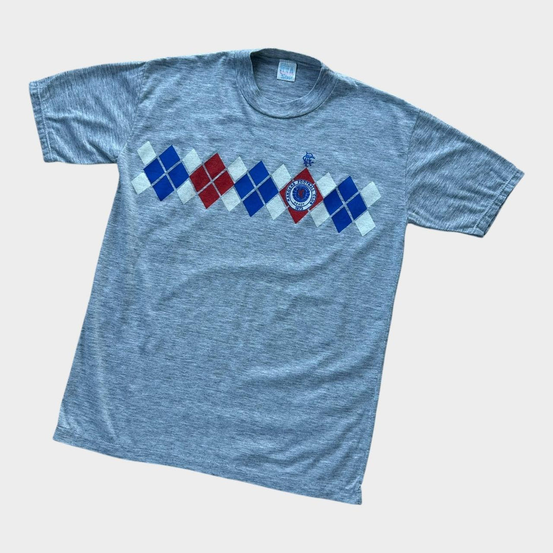 Camiseta gráfica de fútbol vintage de los Rangers de los años 80 - grande (se adapta como un mediano)