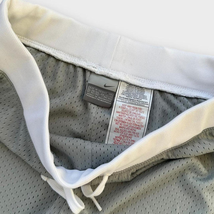 Pantalones deportivos Nike holgados Y2K - medianos para mujer (elásticos con cordón)