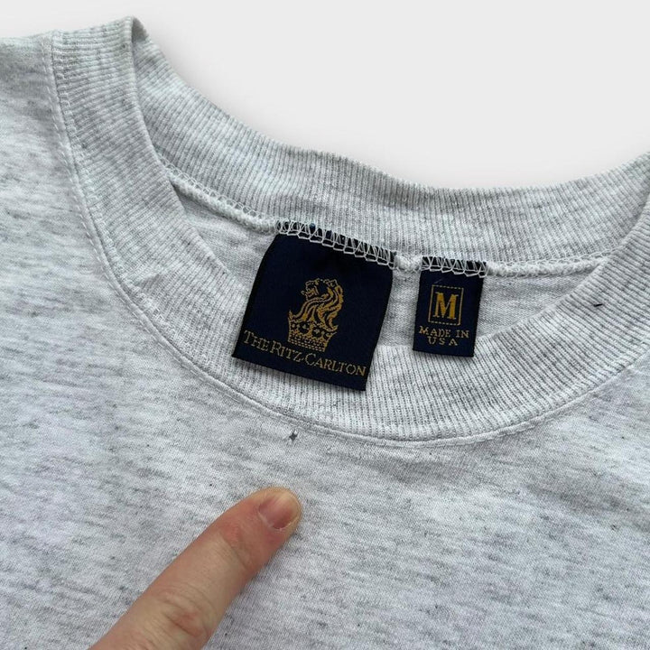 Camiseta gráfica Vintage The Ritz Carlton - mediana