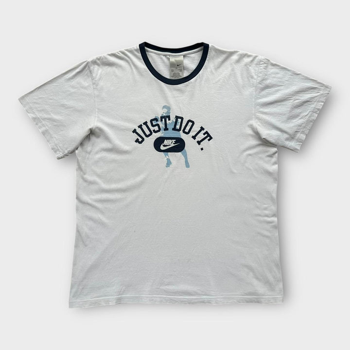 Camiseta con gráfico Nike - XL