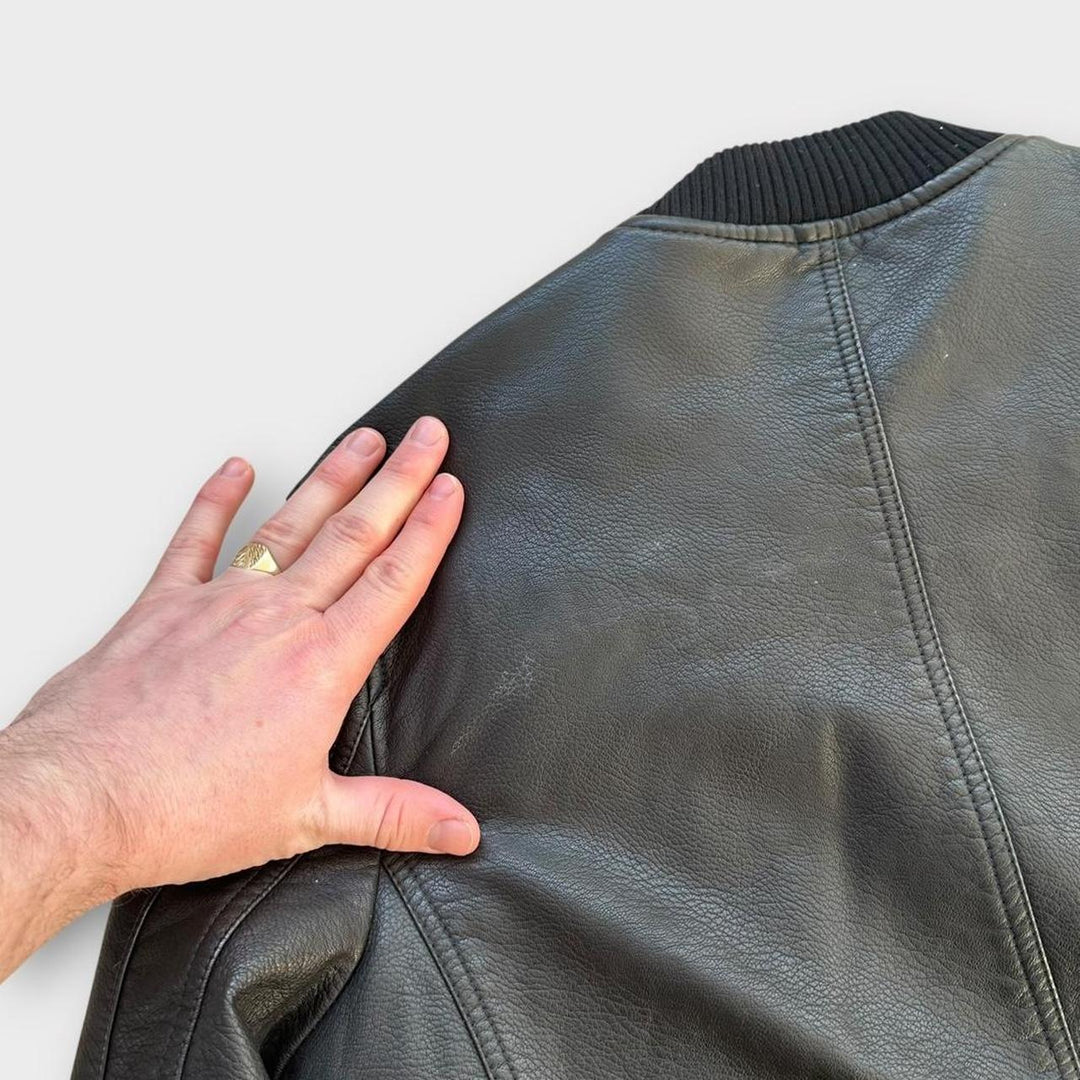 Chaqueta de cuero Porter y Ash - pequeña