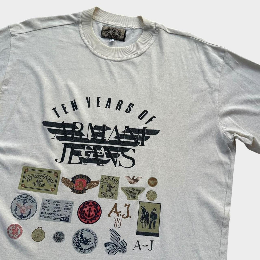 Camiseta gráfica vintage Armani jeans - mediana