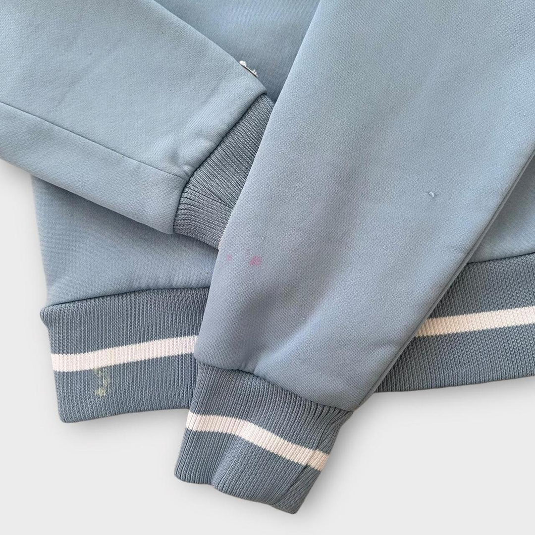 Sudadera con capucha Nike deletreada - niños medianos (se adapta como una XS)