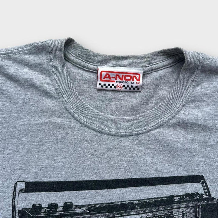 Camiseta con gráfico de cinta DJ - XL