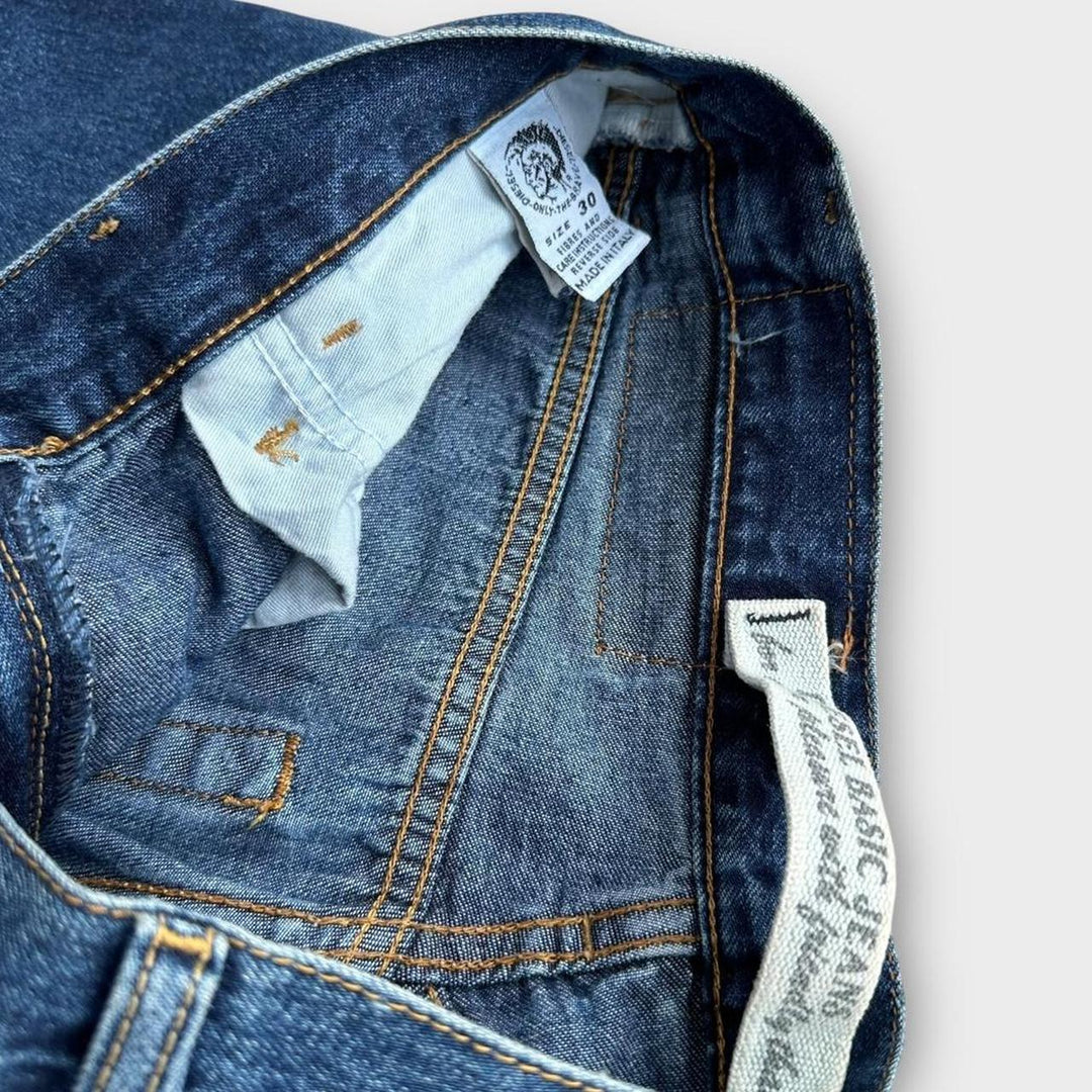 Vaqueros acampanados Diesel - cintura 30 pulgadas