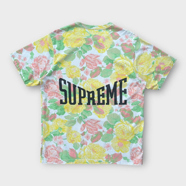Camiseta con estampado de flores supremas - grande