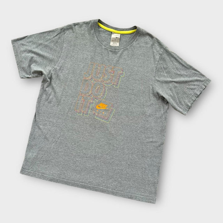Camiseta gráfica Nike vintage - XXL