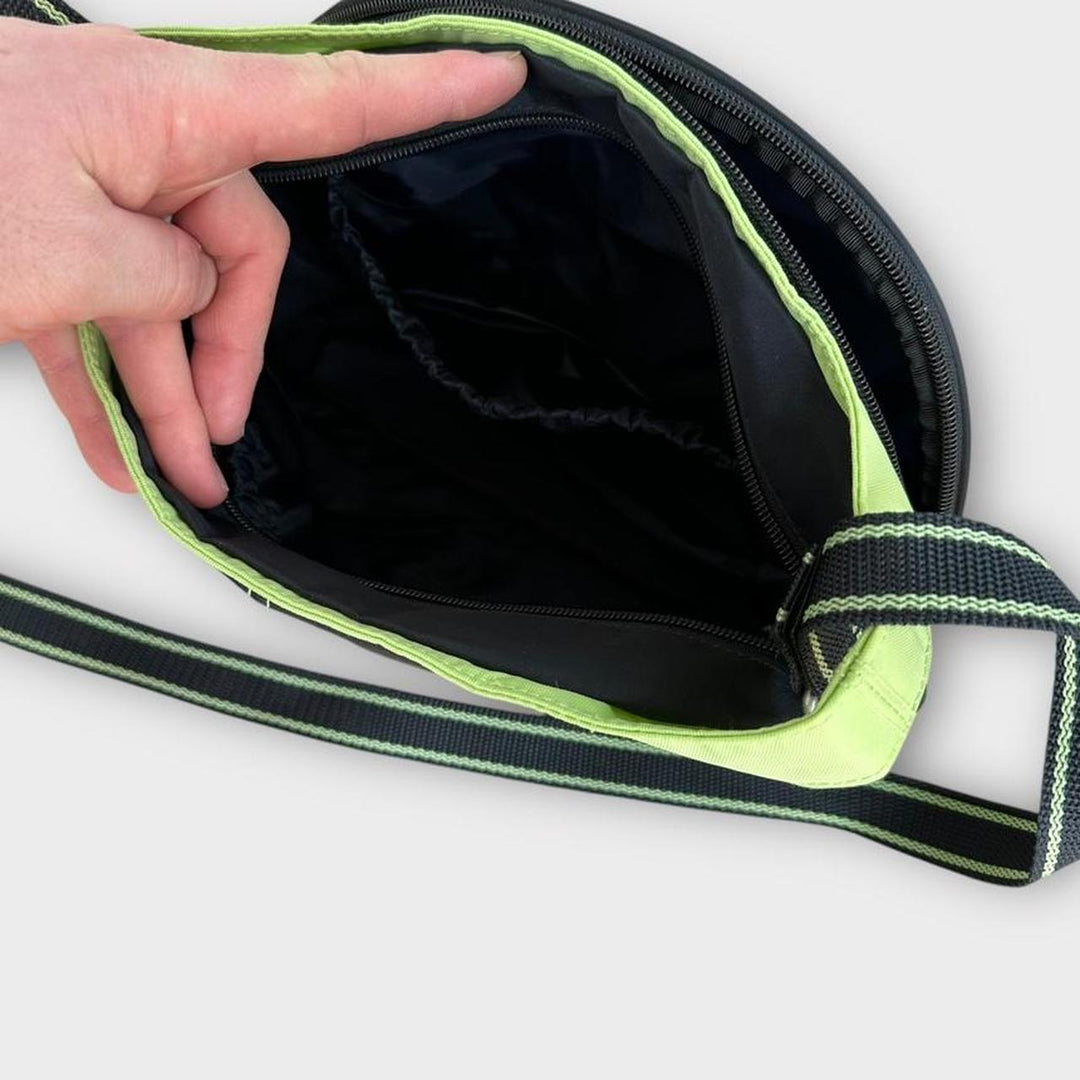 Bolso lateral Nike vintage - talla única