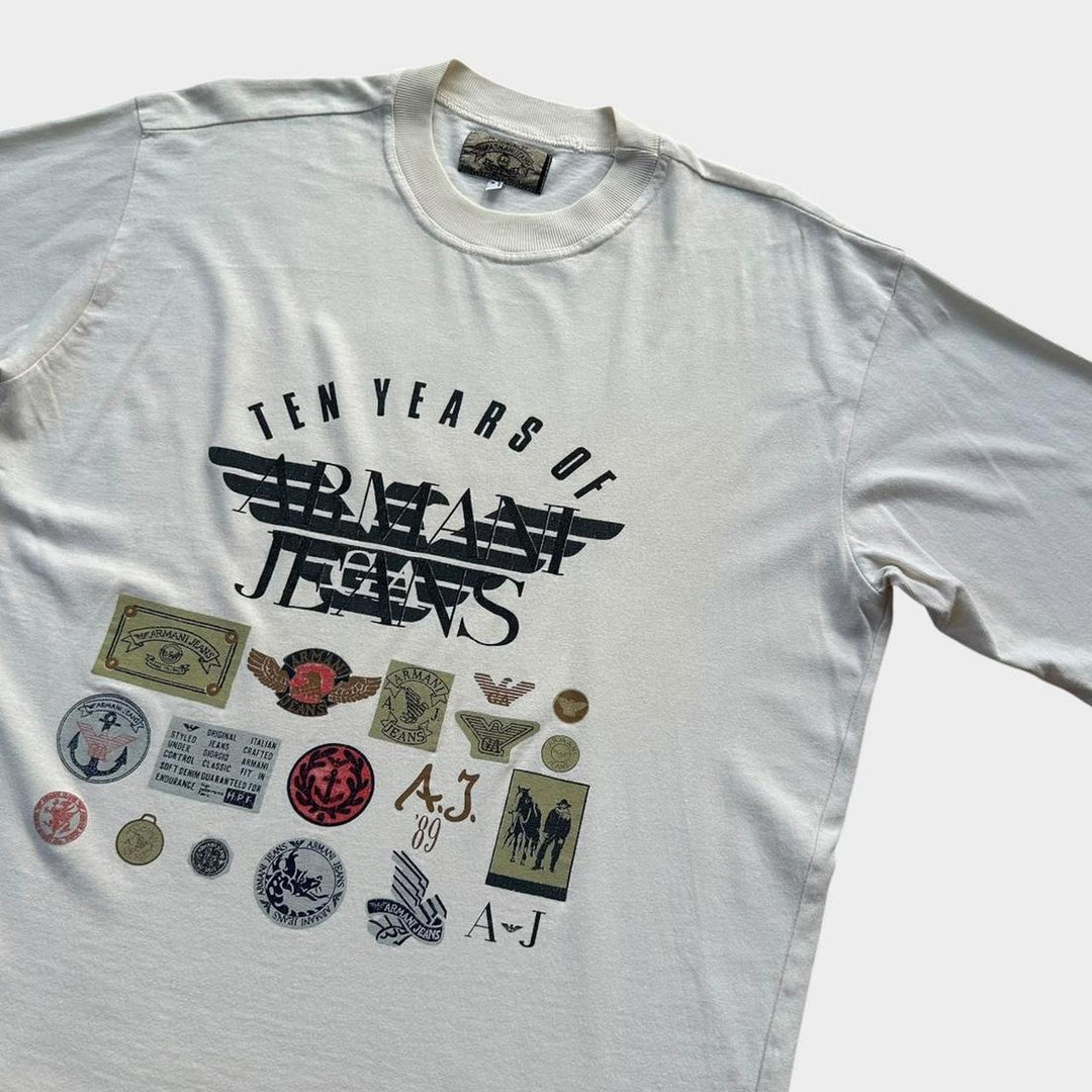 Camiseta gráfica vintage Armani jeans - mediana