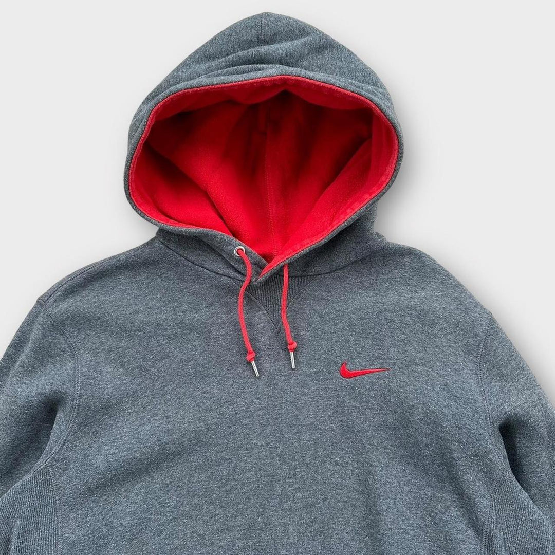 Sudadera con capucha y logo en gris - Mediano de Nike