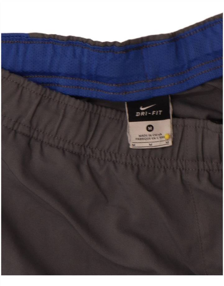Bermudas deportivas para hombre Nike Poliéster color block en gris medio