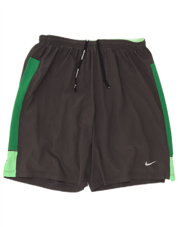 Nike - Pantalones cortos deportivos regulares para hombre, talla pequeña, color gris, poliéster, deportivos