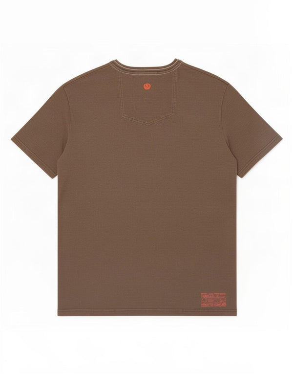Camiseta con estampado gráfico de hombre de Fat Face, parte superior de algodón moteado en marrón medio