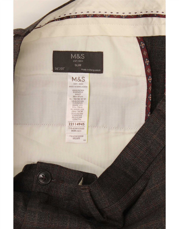 Marks & Spencer Pantalones chinos ajustados para hombre W36 L31 Poliéster a cuadros marrón