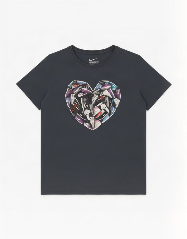 Nike - Camiseta gráfica para mujer (talla 40), color gris