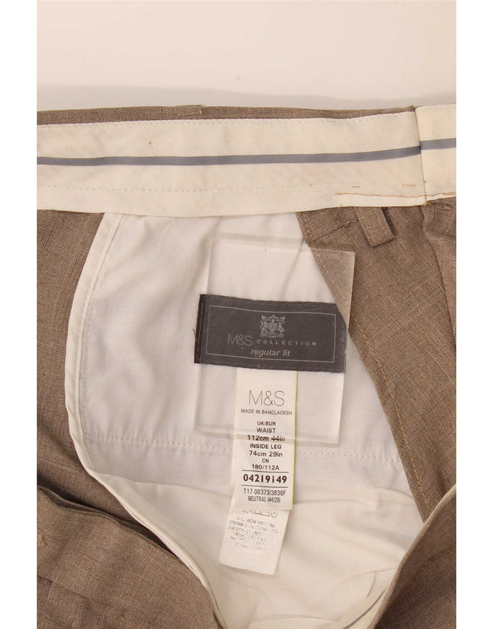 Marks & Spencer Pantalones de traje de corte regular con pinzas para hombre W44 L29 Beige