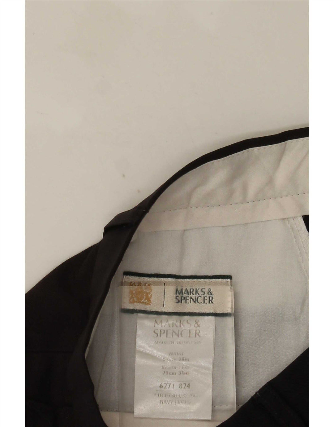 Marks & Spencer Pantalón de traje con pinzas para hombre W38 L31 Poliéster azul marino
