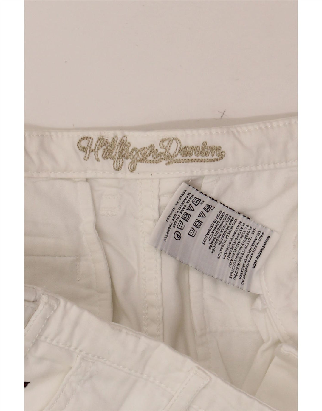 TOMMY HILFIGER Womens Chino Shorts W34 Large  White Cotton Vintage Tommy Hilfiger and Second-Hand Tommy Hilfiger from Messina Hembry 