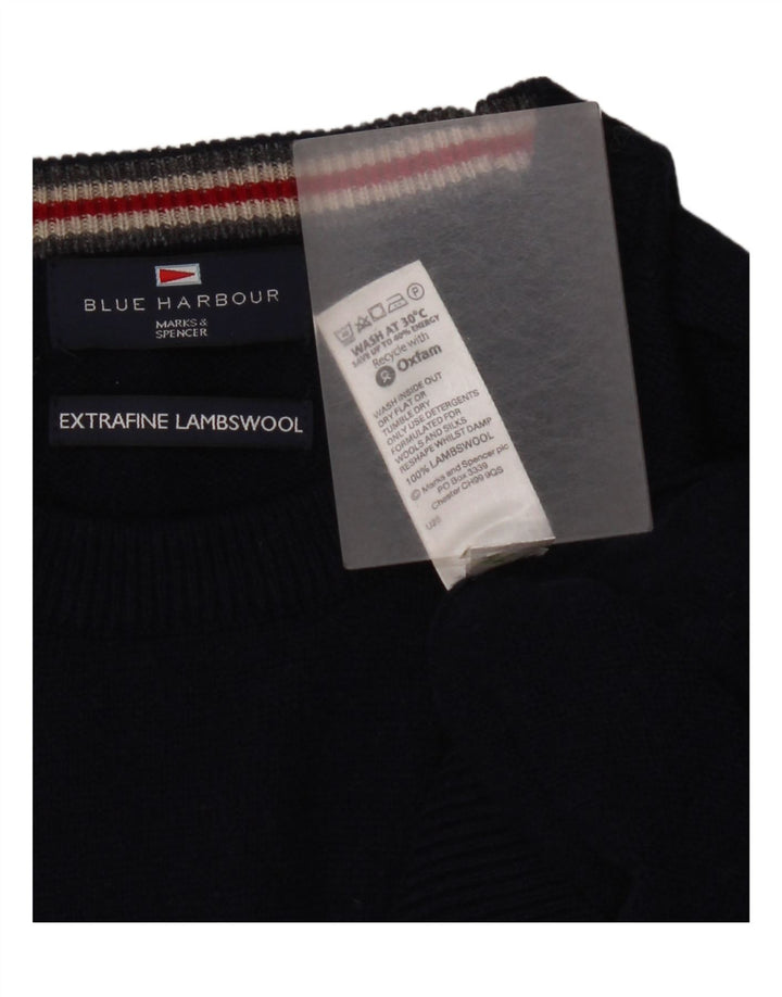 Marks & Spencer Jersey de cuello redondo azul Harbor para hombre Azul marino mediano