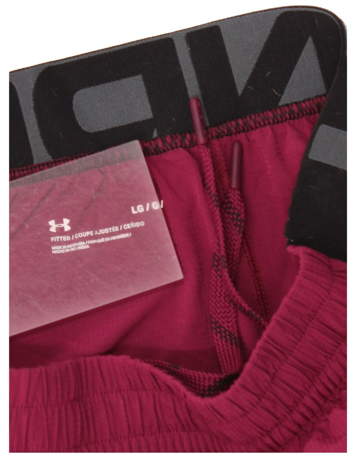 UNDER ARMOUR Pantalones cortos deportivos con gráficos para hombre, talla grande, color burdeos