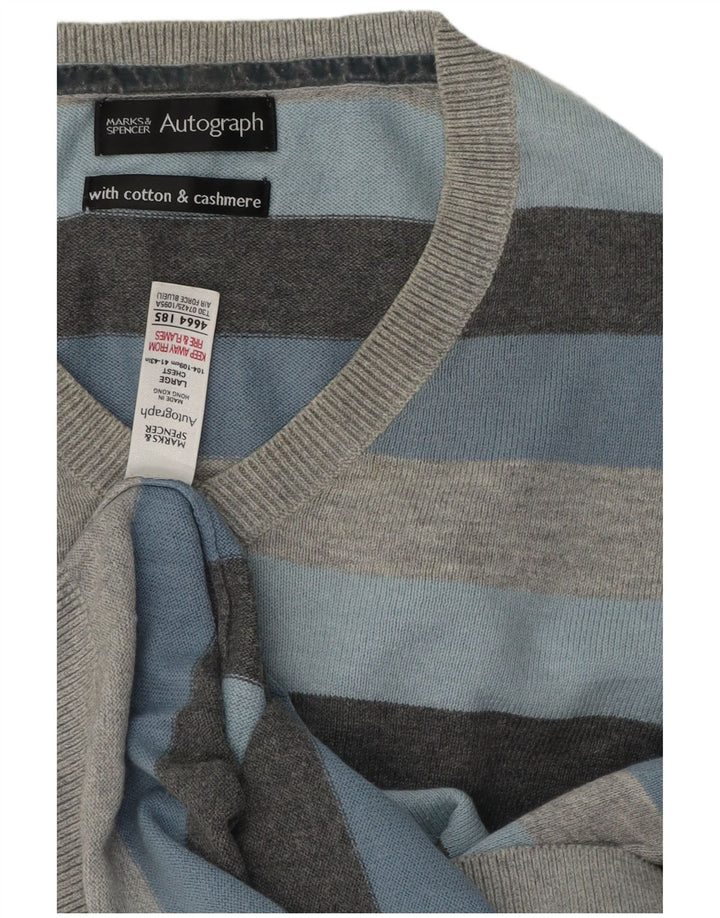 Marks & Spencer Suéter con cuello en V y autógrafo para hombre, tamaño grande, gris, a rayas