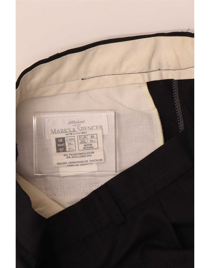 Marks & Spencer Pantalón de traje con pinzas para hombre W36 L31 Poliéster azul marino
