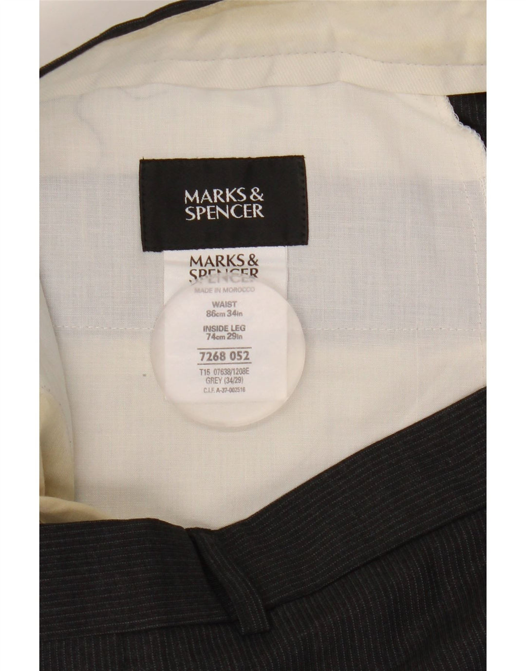 Marks & Spencer Pantalón de traje con pinzas para hombre W34 L29 Poliéster gris a rayas