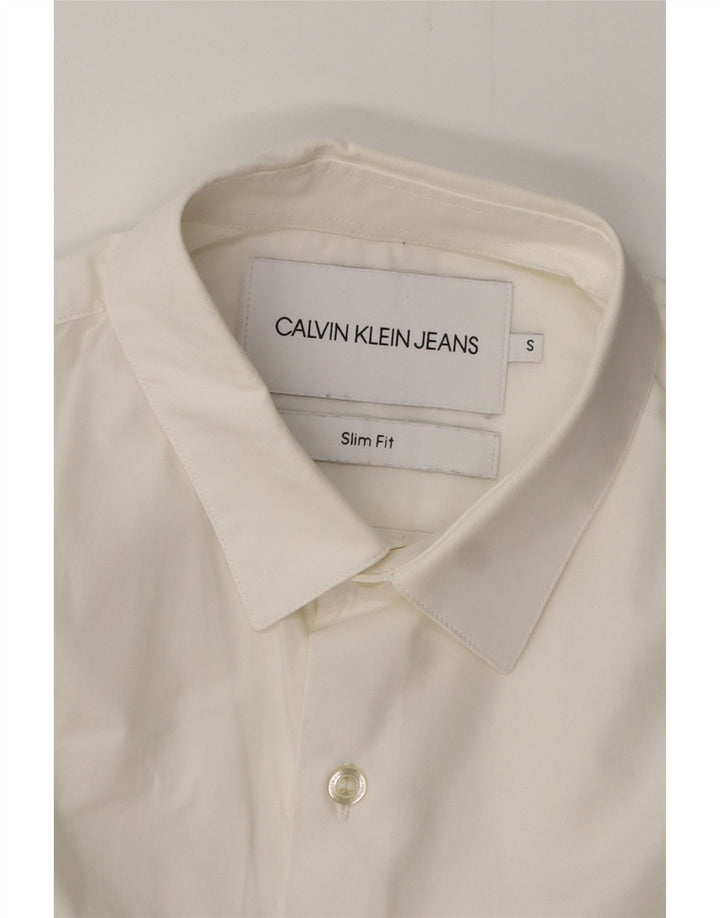 CALVIN KLEIN JEANS Camisa ajustada para hombre pequeña blanca