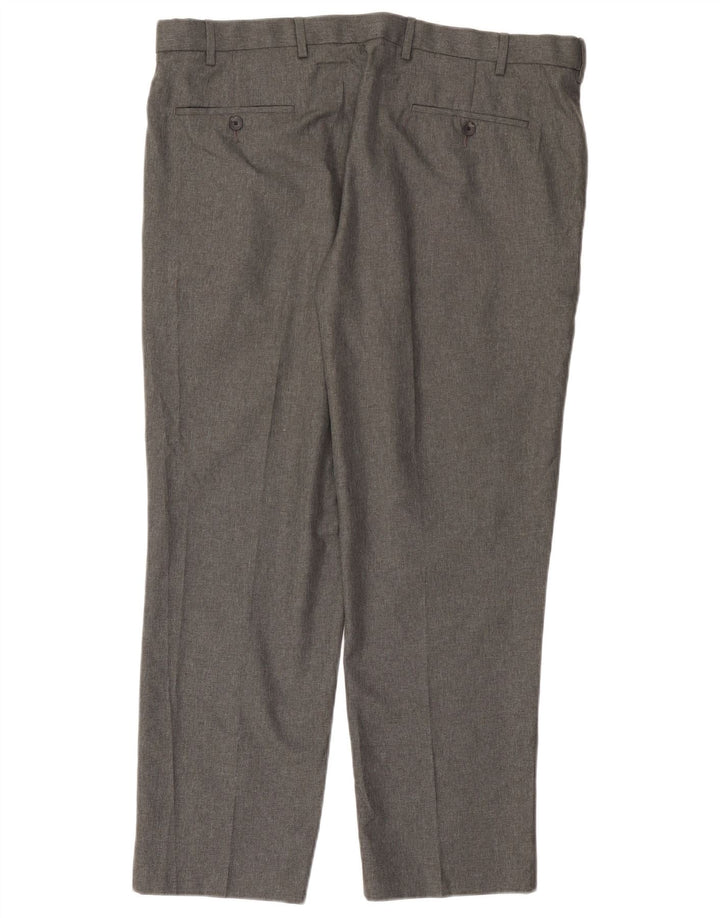 Marks & Spencer Pantalones cortos de traje de corte regular para hombre W40 L30 Poliéster gris