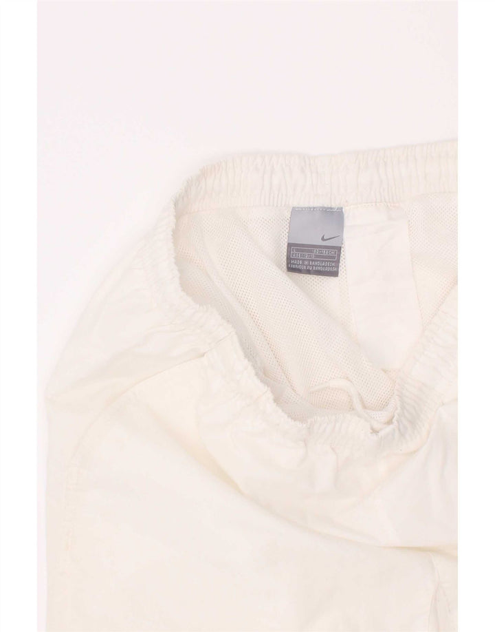 Nike - Pantalones cortos deportivos para niños, 12-13 años, talla grande, color blanco