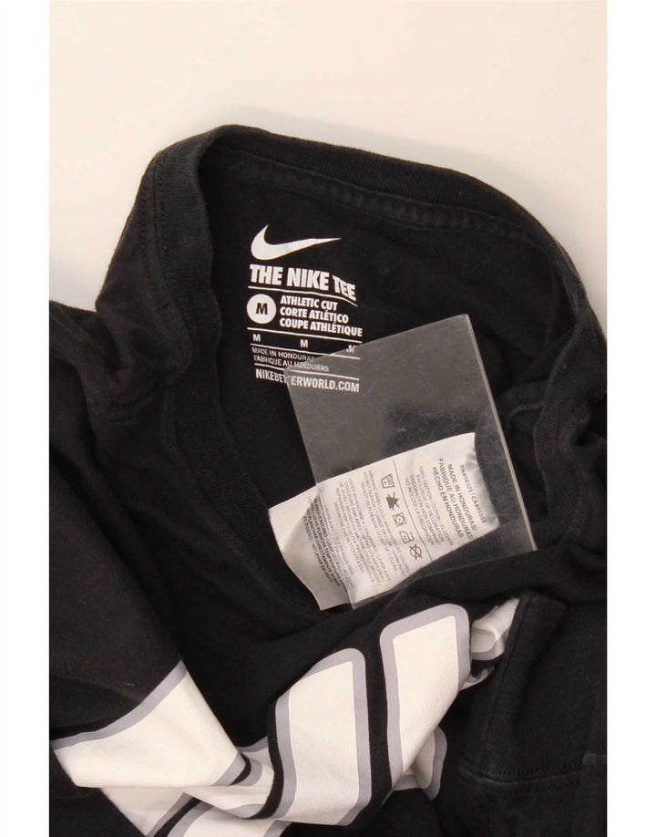 Nike Camiseta con gráfico de corte atlético de manga larga para hombre Negro mediano