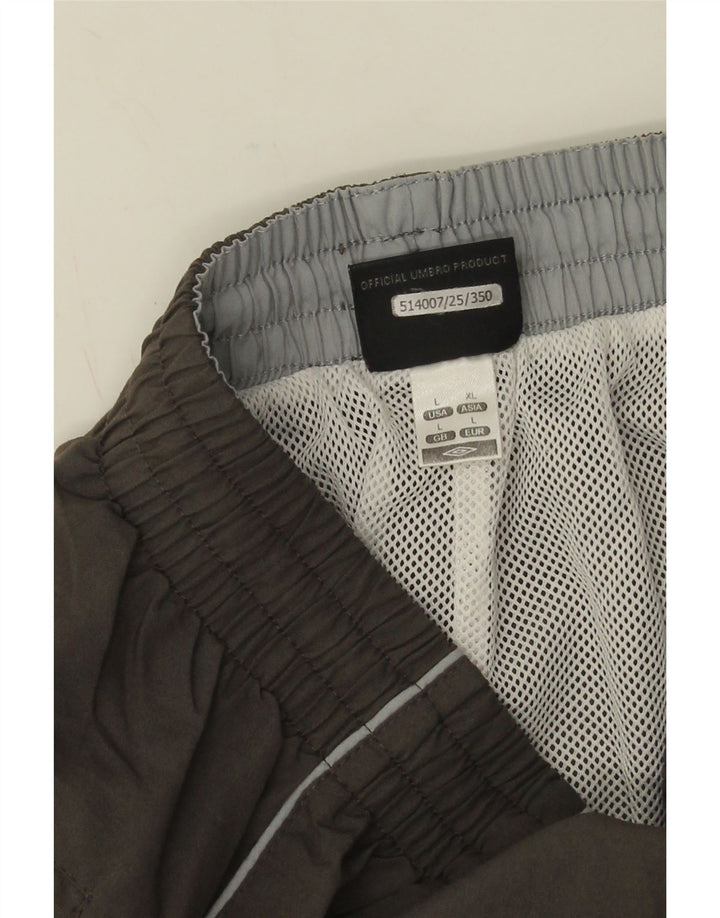 Umbro Bermudas estampadas para hombre, pantalones cortos deportivos, poliéster gris grande
