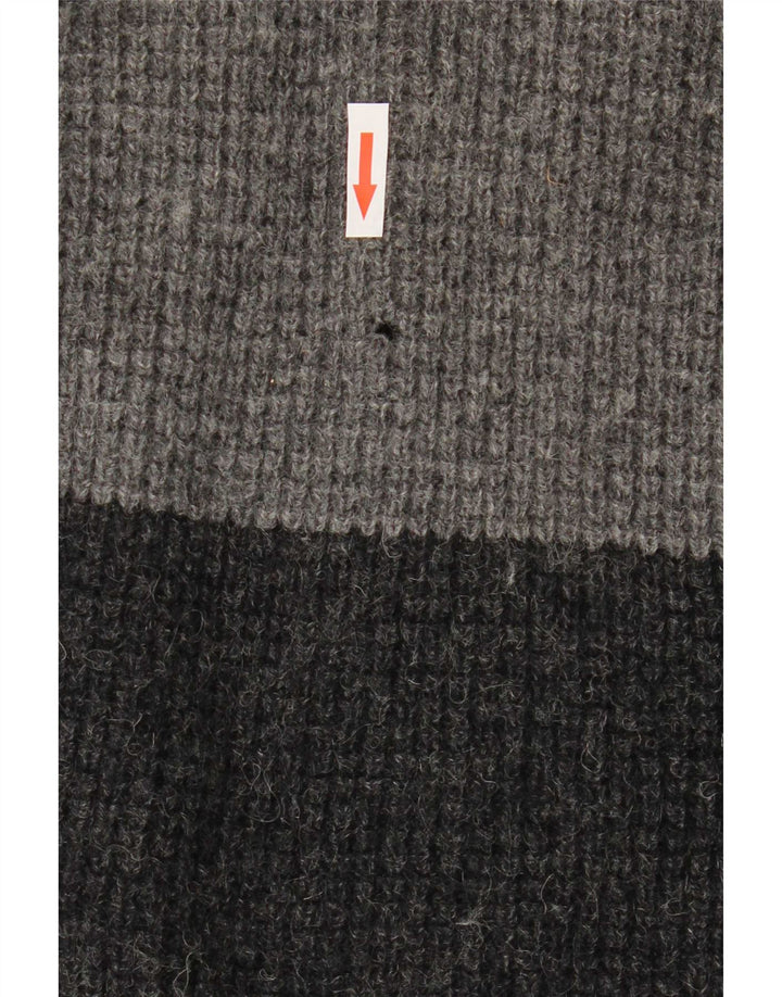 Levi's Jersey con cuello en V para hombre de lana virgen color block en gris grande