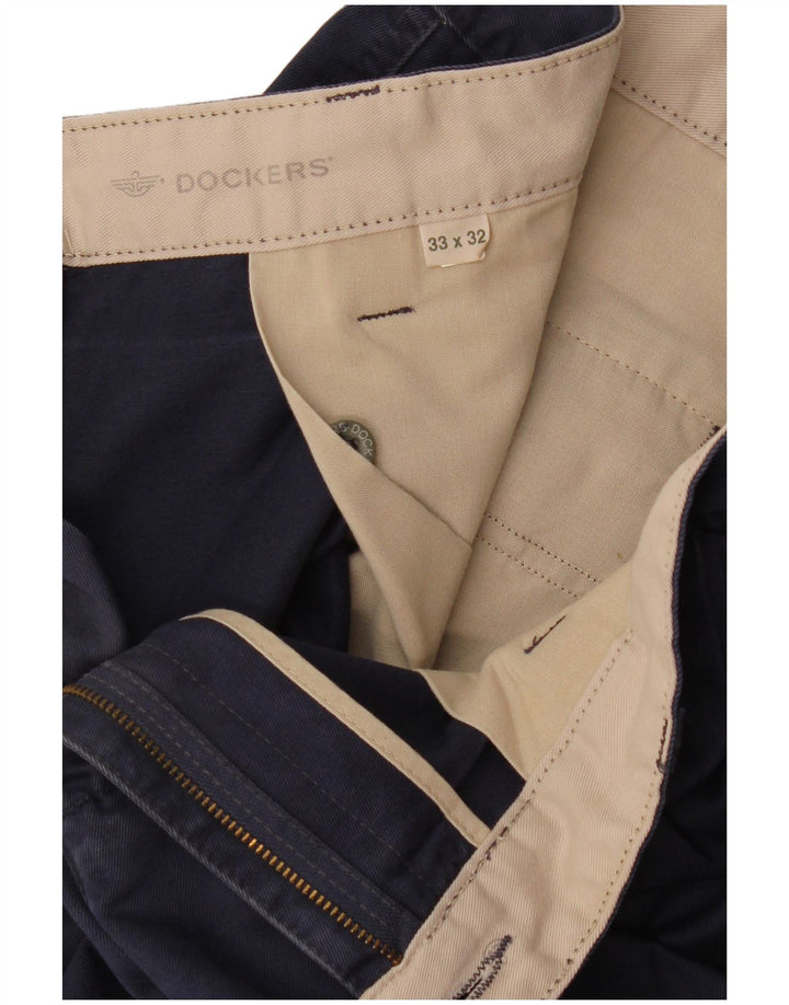 Dockers Pantalón chino con pinzas color caqui para hombre W33 L28 Azul marino