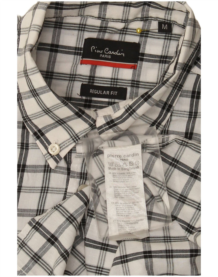 Camisa Pierre Cardin Hombre Manga Corta Regular Fit Cuadros Blancos Medianos